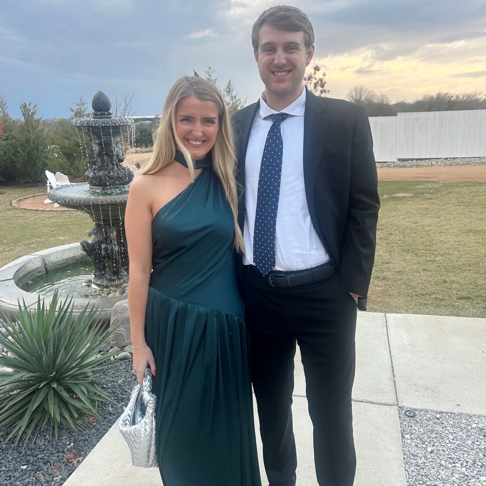 Meet your Posher, Avery